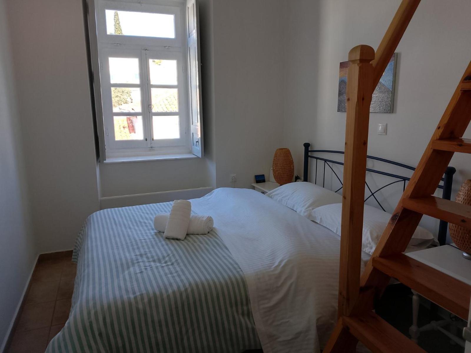 Hydra Memories House Guest House ภายนอก รูปภาพ